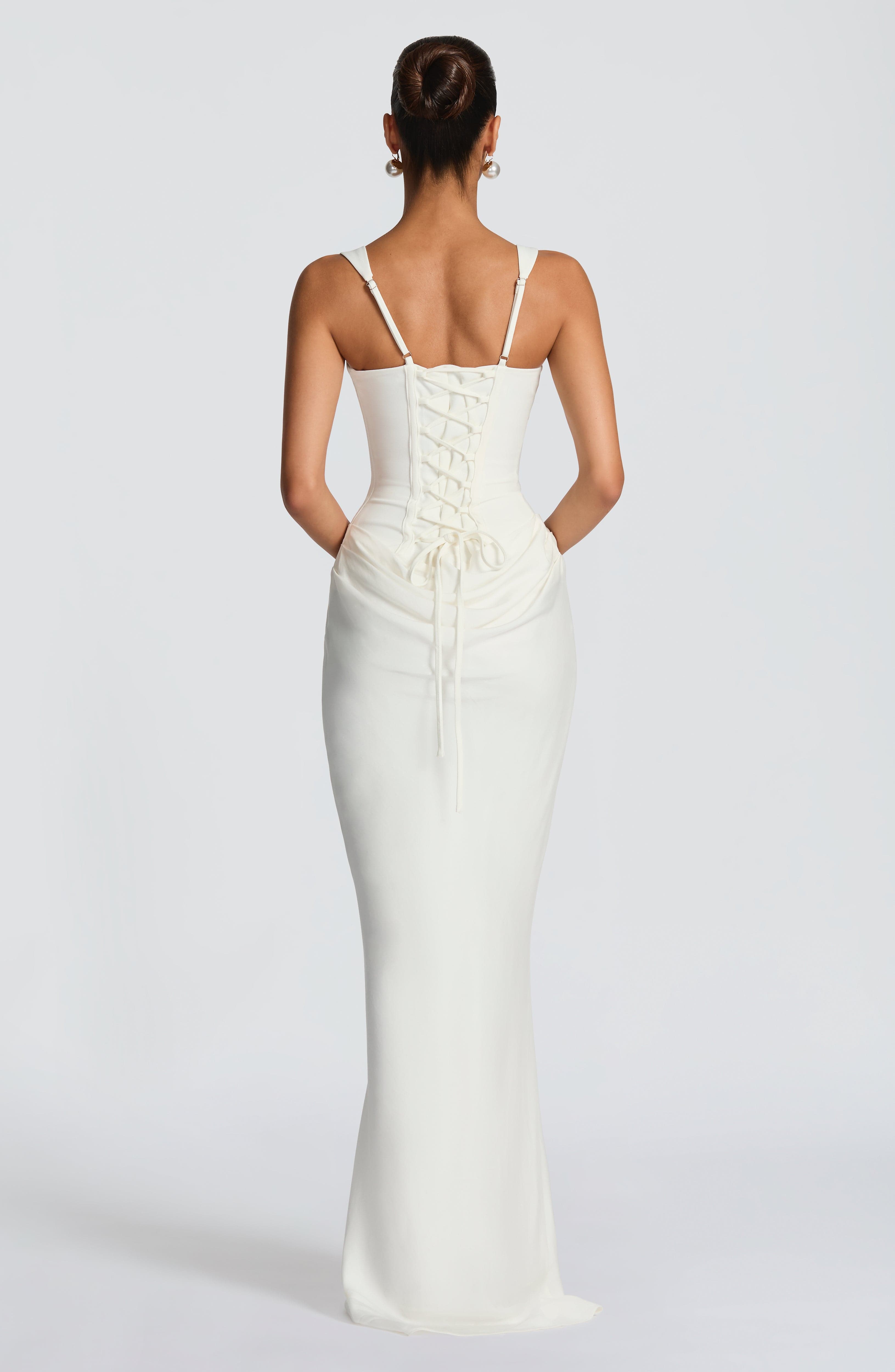 Leonor ❘ Vestido maxi de escote cuadrado